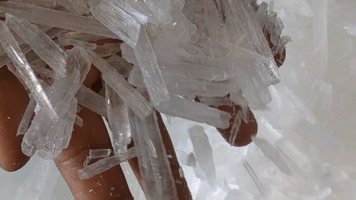mint crystal