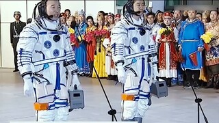 "اسمع هذا الصوت الرهيب للتنين!!!" [إطلاق مركبة شنتشو 17 إلى الفضاء!]