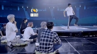 【لي كايشان】 اتضح أنهم تخطوا أغنية Betcha في بروفة الذكرى السابعة!