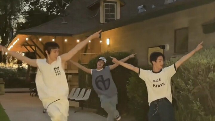 Tantangan Tari Memori Park Won-bin + Jung Sung-chan + Hong Seung-han