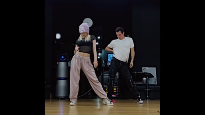 Somi最新练习室舞蹈 ｜全昭弥