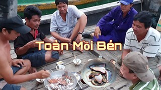 Lai Rai trên Ghe ''Mồi Bén'' toàn Hải Sản Tươi Sống | Ngư Dân Miền Tây