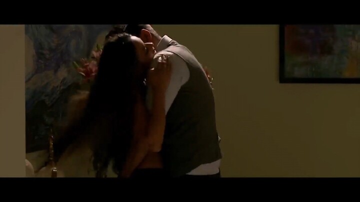 Raat_Ki_-_Extended_Song___Twisted___Nia_Sharma___Namit_Khanna___A_Web_Series_By_Vikram_Bhatt(1080p)