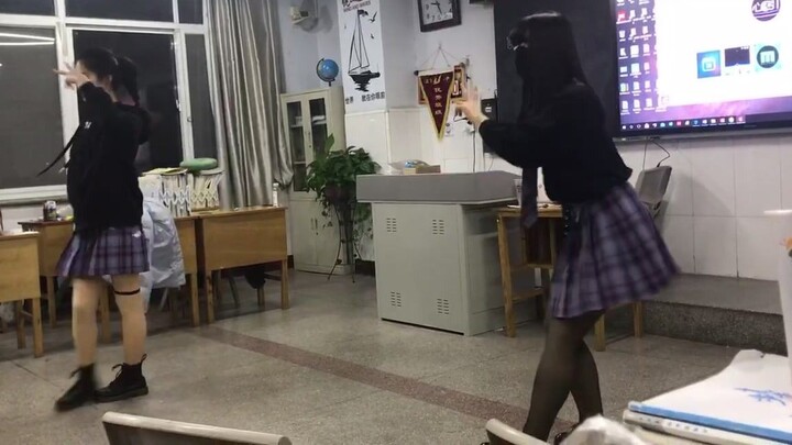 Student council member & ordinary high school senior boy forced to dress up as a woman and perform s