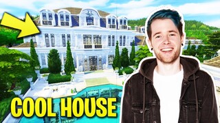 5 Roblox YouTubers With Cool Houses! (ItsFunneh, MeganPlays, RadioJH, Hyper, Moose)