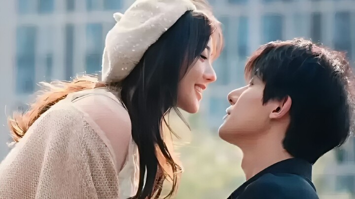 [SUB INDO]Gadis desa menyelamatkan pria yang terluka, ternyata dia CEO miliarder!