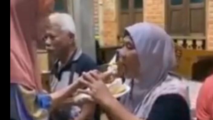 besarnya kasih sayang seorang ibu kepada anak nya