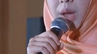 ustadzah oki