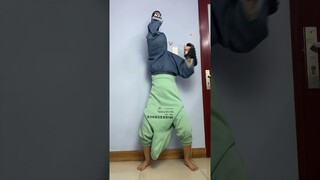 Chị Nhung quảng cáo dép Kaizen kiểu BẤT ỔN. Xưởng sản xuất dép Nguyễn Như Anh VÔ CÙNG BẤT ỔN.