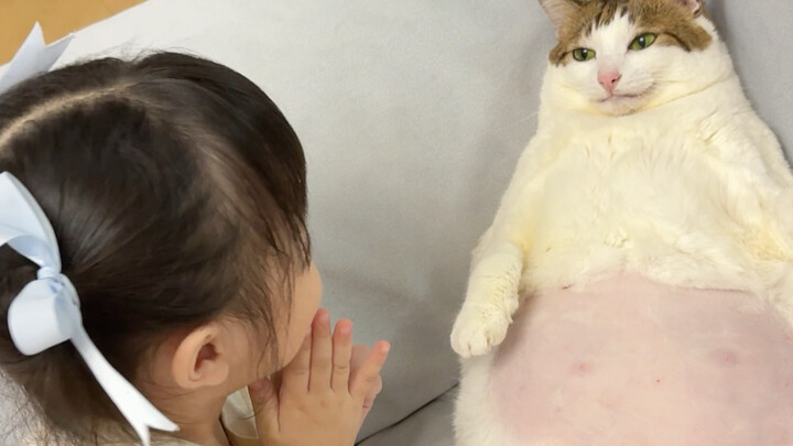 Tiếng bụng ai đang kêu ùm ùm vậy?