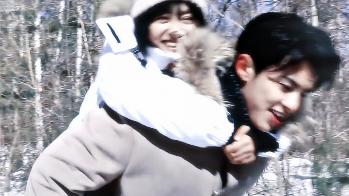 ที่แท้ทั้งเขาและเธอต่างก็ไม่เคยลืมหิมะครั้งนั้น “ทุกคำไม่เอ่ยถึงเธอ แต่ทุกประโยคล้วนเป็นเรื่องของเธอ