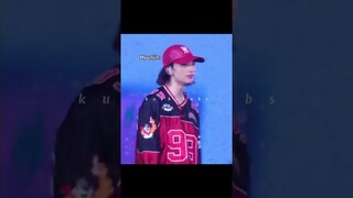 The members.. and then there is Hyunjin😂😭 #straykids #hyunjin #skz #kpop