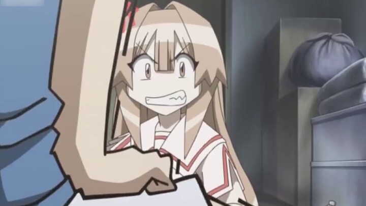 When I woke up, I found a beautiful girl next to me, and it turned into a Shura field~(￣▽￣～)~