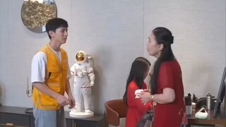 [เต็มเรื่อง]CEO สาวขี้เหร่ถูกรถส่งของชน หน้าพังแต่หมอเทวดาช่วยจนสวยขอแต่งงานทันที