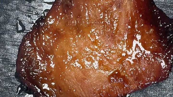 Đánh giá thực phẩm chế biến sẵn ngày thứ 303: Lòng lợn chua cay, bò xào kiểu Hồ Nam và xá xíu mật on