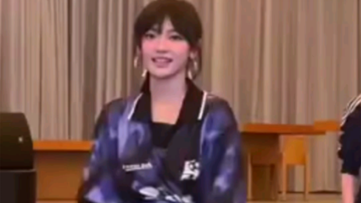 宁艺卓How Sweet 🖤🍭with NewJeans NINGNING challenge！喜欢这首歌！