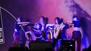 燃爆全场的【我最红】！高中生草地音乐节超齐翻跳！