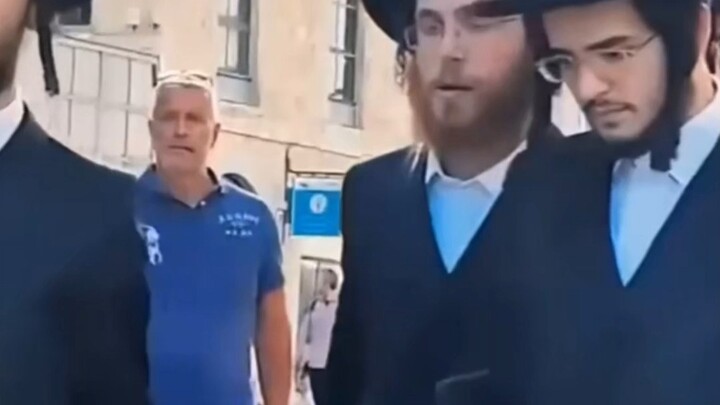 قُتِل بوحشية رغم نواياه الطيبة