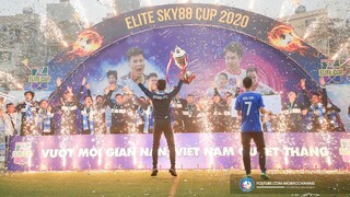 Khoảnh khắc MOBI FC đăng quang ngôi vô địch Elite Cup 2020