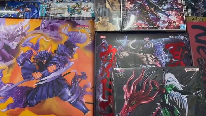 ไม่มีครับพี่ ทำไมถึงมีร้านขายโมเดลตรงนี้ล่ะ