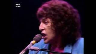 Reo Speedwagon a 41 year old song way back 1981 Keep on Loving you