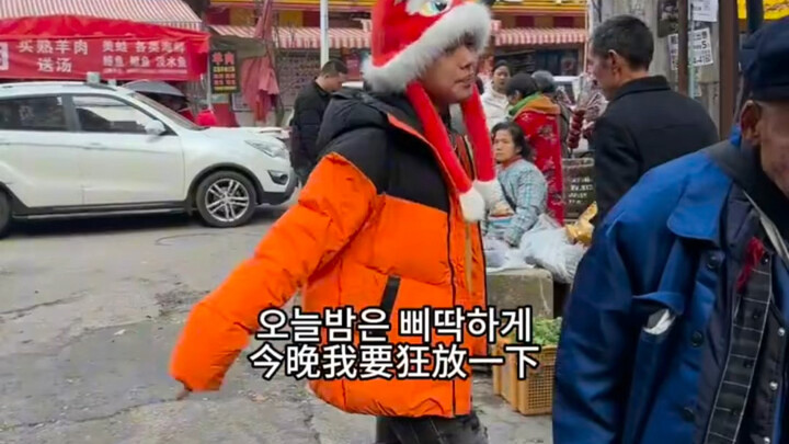 G-Dragon: Giá mà MV của tôi ngày xưa cũng được như thế này thì tốt biết bao! Nguồn: Trí Tuệ Long