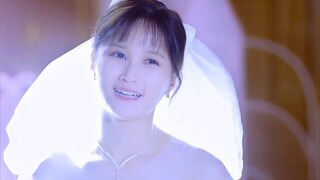 วันแต่งงานเจ้าบ่าวก็ยังคงทำงานอยู่ ส่วนเจ้าสาวก็ดูอิสระและสบายๆ มาก!