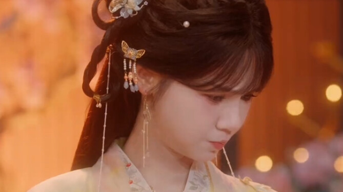 I was just messing around making goofy faces, but turns out the portrait ended up looking like a goo