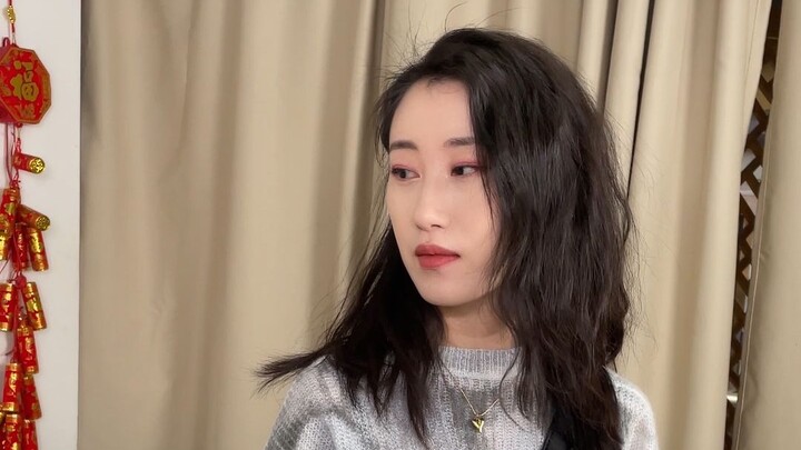 Anh ở lại đây! Anh ở lại đây!