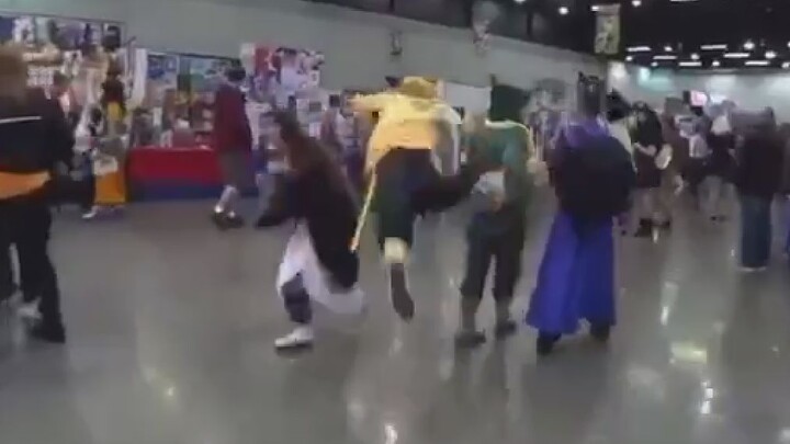 [Demon Slayer] Best Zenitsu Agatsuma At Comic Con