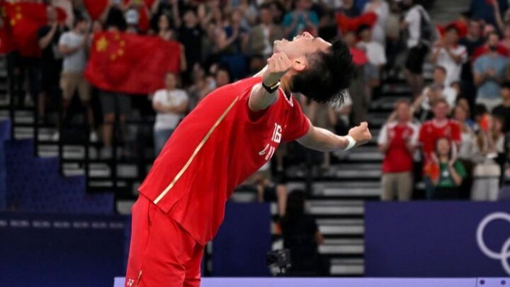 การต่อคิวซื้อกาแฟในหมู่บ้านโอลิมปิกช่างยากจริงๆ!