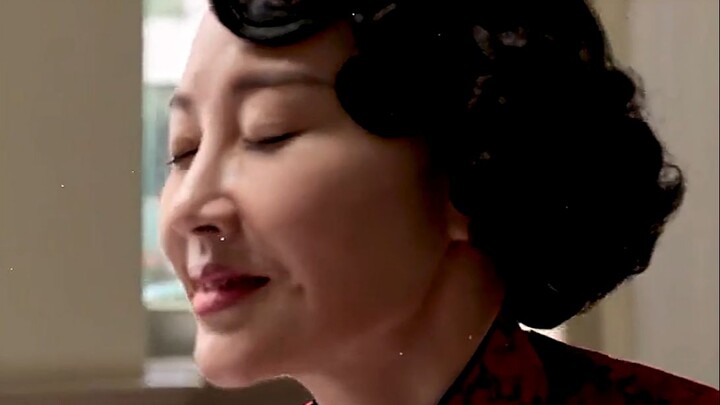 Xu Qing’s performance in this scene truly embodies irresistible charm.