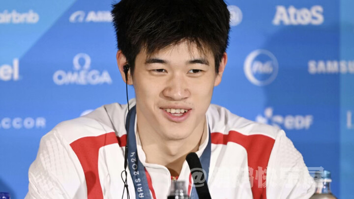 พ่าน จ้านเล่อ อายุ 19 ปี เป็นวัยที่เก็บเรื่องอะไรไว้ไม่อยู่เลย การสัมภาษณ์ตลกมาก