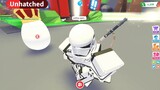 HATCHING TWO ROYAL EGG WITH STORMTROOPER - ROBLOX ADOPT ME