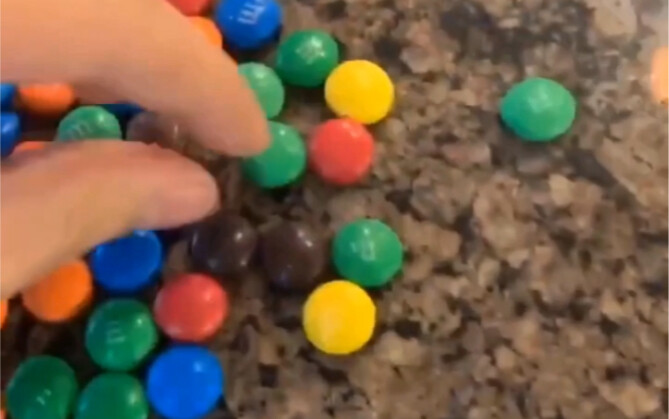 Color-Blind Guy Challenges Himself to Sort M&M’s Chocolate Candies