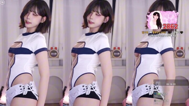 golaniyule0 sailor suit