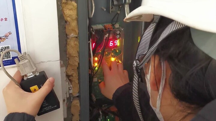 Đây là vấn đề mà nhiều hành khách thang máy dễ bỏ qua nhất.