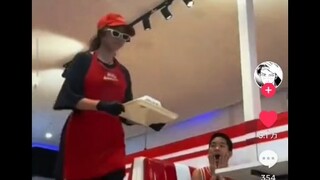 Foreign netizens' comments: Quite cute.