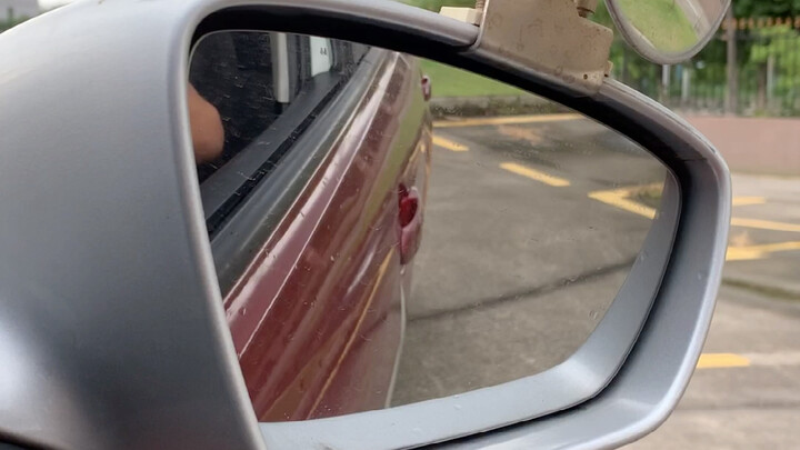 มุมมองบุคคลที่หนึ่งของการถอยเข้าซองด้านขวามาแล้ว!