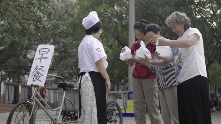 ฉันเป็นคุณยายใจดี ชอบแกล้งเล็กๆ น้อยๆ นะคะ