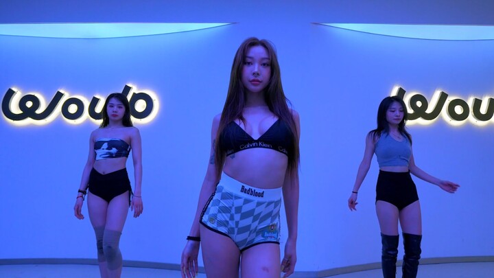 Heels｜和Aphrodite老师同框啦（灰衣服）