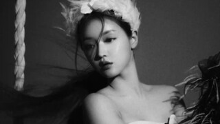 يو آه ليو هو إعلان العودة التشويقي لأغنيتها "بوردرلاين"!