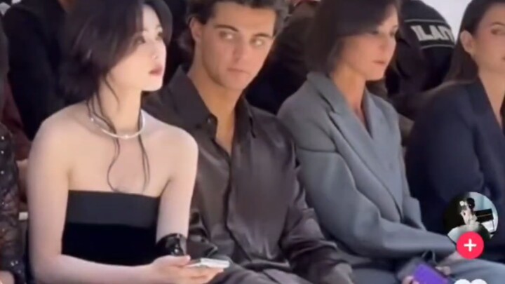 TikTok users abroad are buzzing: Bai Lu looks stunning at Milan Fashion Week!