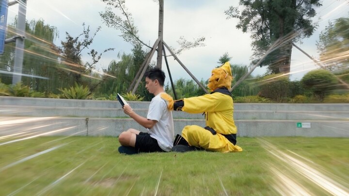 Anh ấy đã truyền cho tôi cả một thân võ công tuyệt thế…