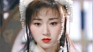 Siapa bilang kelopak mata tunggal sulit untuk cantik? Ia pernah dikenal sebagai wanita berkaki indah
