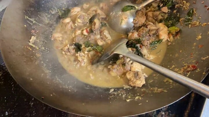 อ่อมไก่ใส่ใบแมงลัก by เชฟแต่ง สหรัฐอเมริกา 🇺🇸