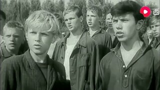 Soviet soldiers and civilians who were about to be taken to concentration camps sang the Internation