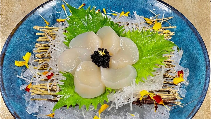 SCALOPS SASHIMI WITH ART