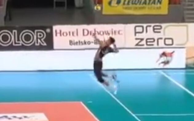 [Volleyball Skills] Zhang Jingyin: Do you think this ball is a jump serve or a jump float?