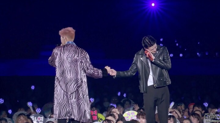 South Korea’s Hottest Subunit EXO-SC: Official Blu-ray Live Performance of “What a Life + Closer to 